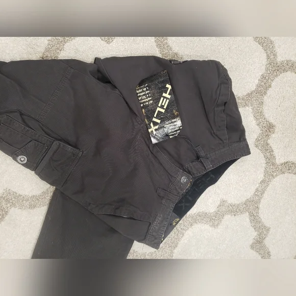 Cargo pants - Picture 3 of 3